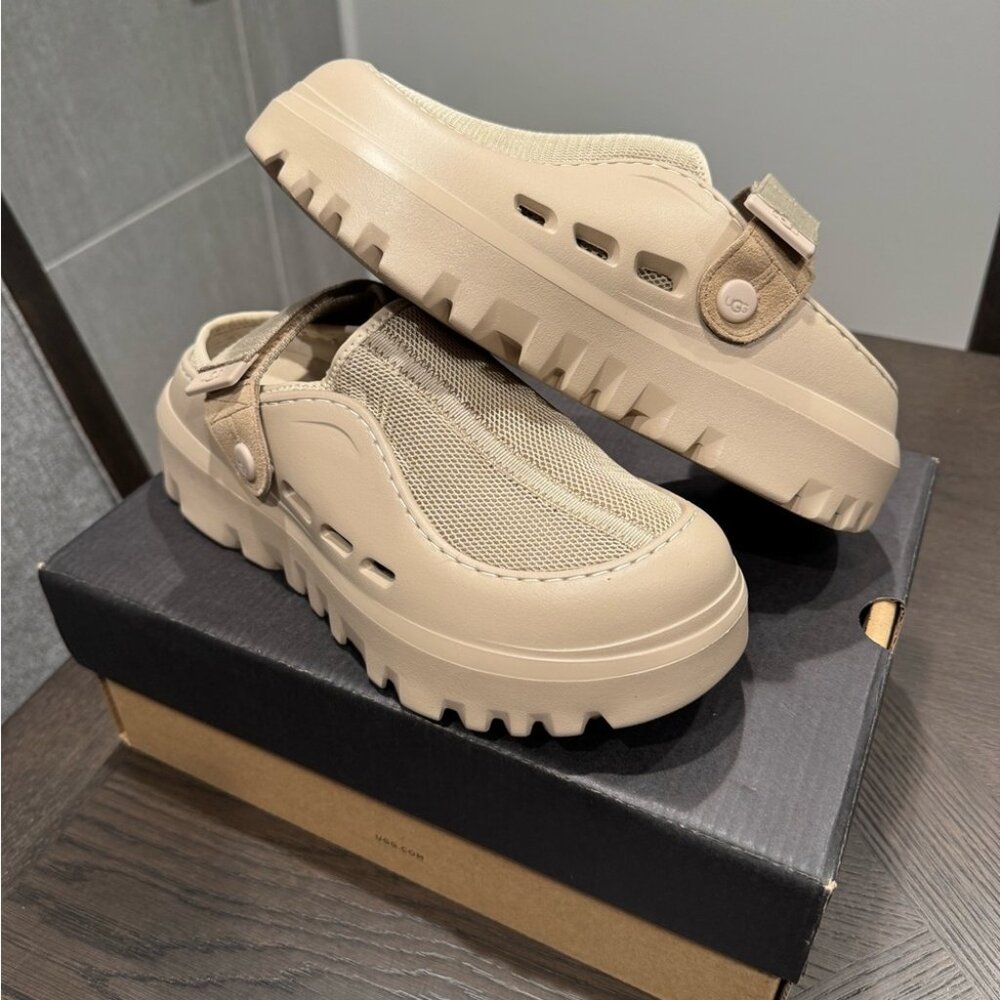 UGG Slip-On Clogs with Strap - Picture 4 of 7